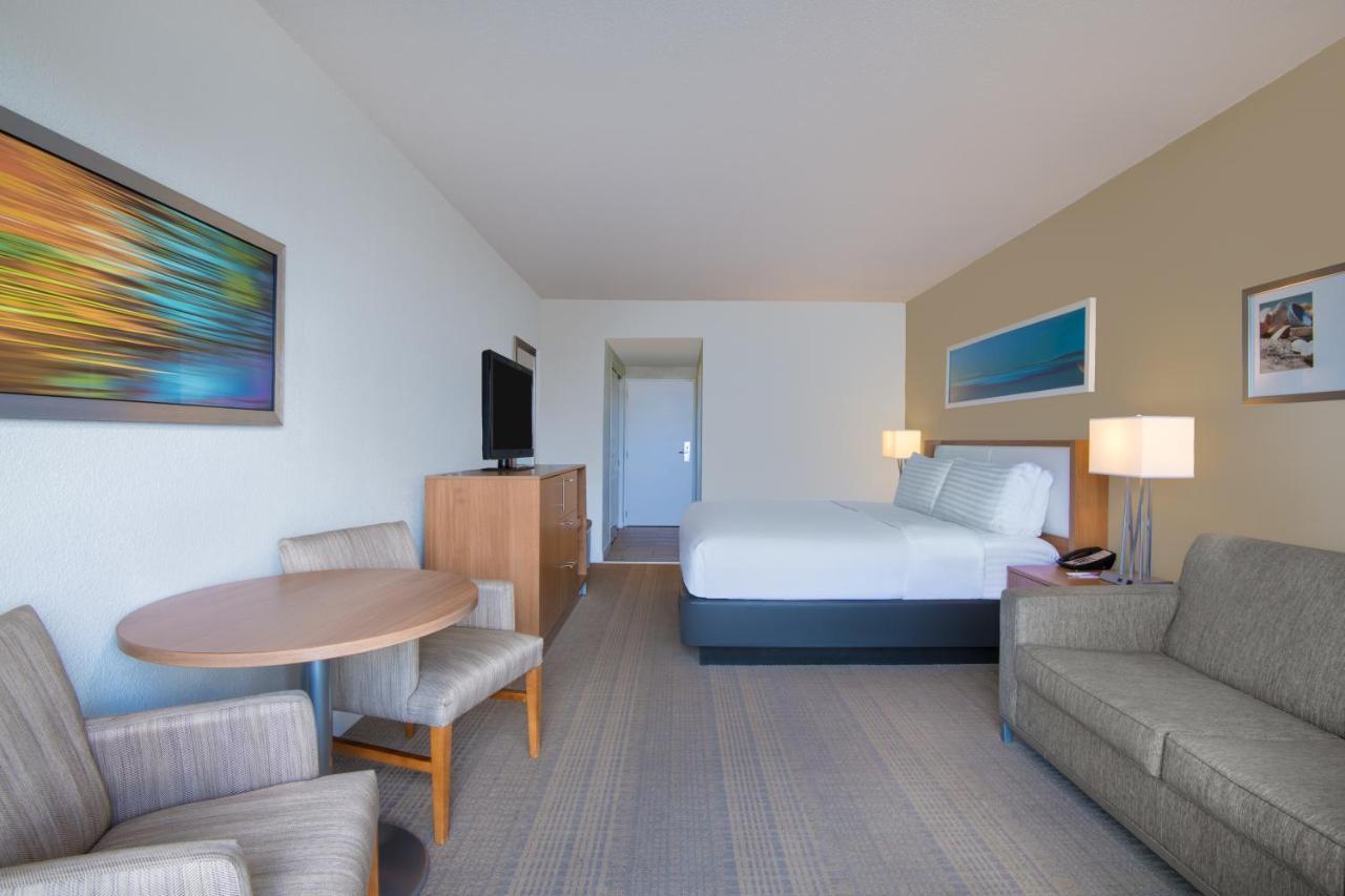 Holiday Inn Resort Aruba - Beach Resort & Casino By Ihg Palm Beach Exterior foto